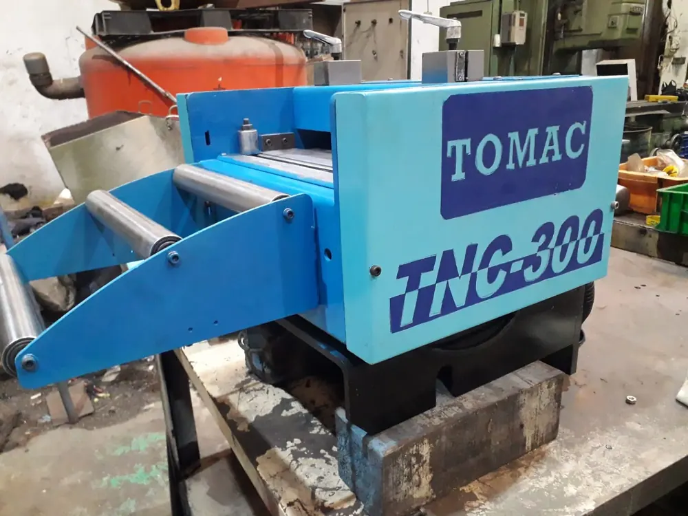 TOMAC TGL-300 nc feeder, straightener & uncoiler