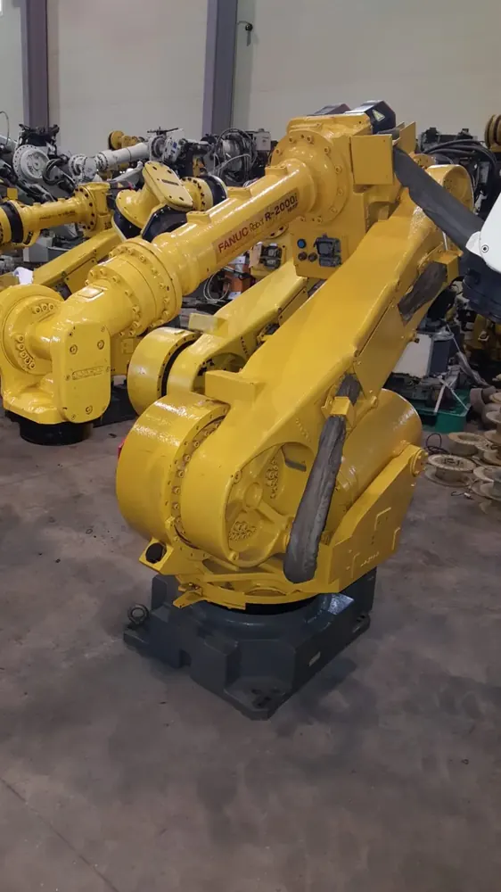 FANUC R-2000iA/165F 6-axis industrial robot