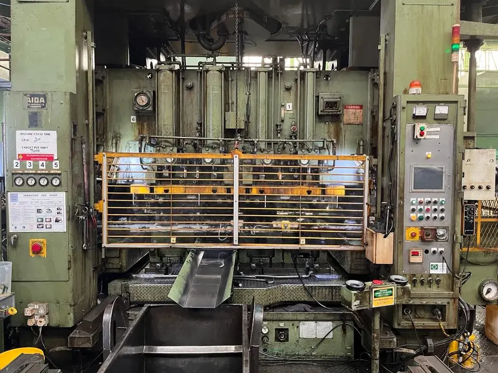 AIDA F2-300 transfer press